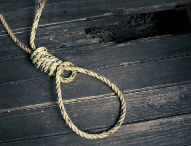 Παναιτώλιο: Άνδρας βρέθηκε κρεμασμένος στον κήπο του σπιτιού του